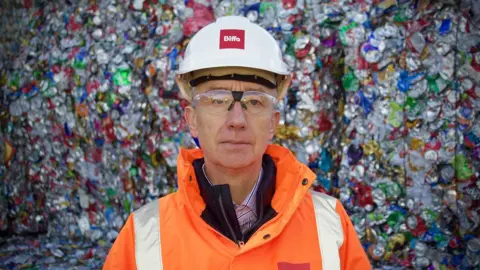 Martin Giles/BBC Steve Oulds