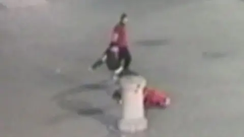 Met Police CCTV of Desmond O'Beirne attack