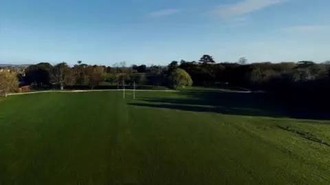 Google Oaklands Park in Chichester