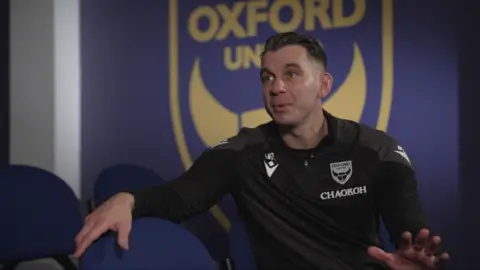 Oxford United Head Coach Matt Bloomfield.