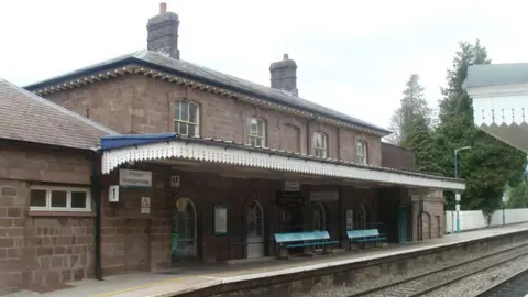 Jaggery/Geograph Abergavenny rail station