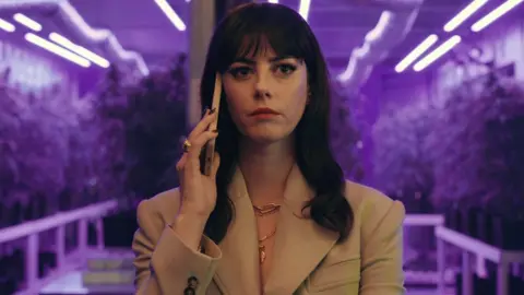 Netflix Kaya Scodelario as Susie Glass in The Gentlemen