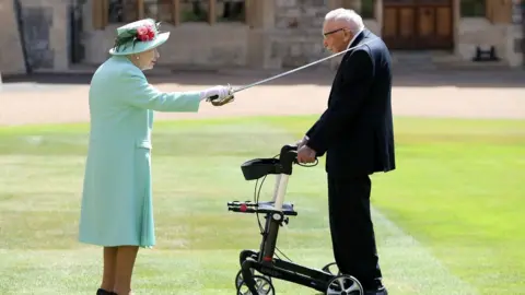 Getty Images The Queen and Capt Tom Moore, 2020