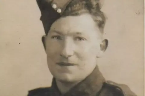 Donald Rose Old photo of Donald Rose