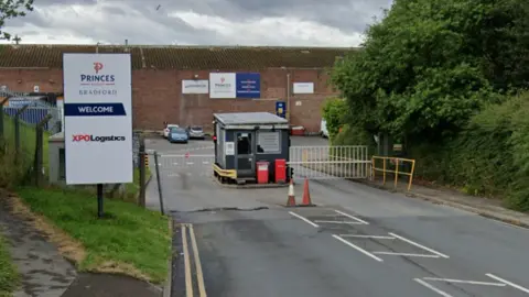 Google A shot of the entrance to the factory in Weaverthorpe Road in Bradford