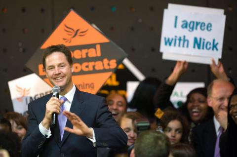  Nick Clegg speaking to supporters in 2010. One of them holds a sign that reads "I agree with Nick"