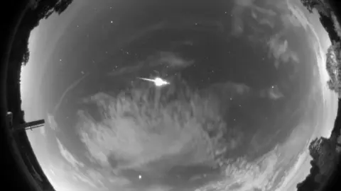 UoH Bayfordbury Observatory Meteor from observatory camera