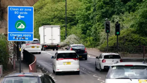 PA Media Traffic approaching a clean air zone