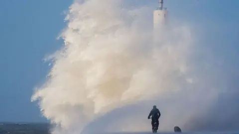 BBC Huge waves crash into the seafront at Aberystwyth