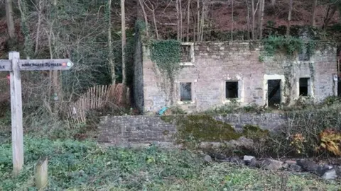 Ron Common/Aqueduct Cottage Aqueduct Cottage