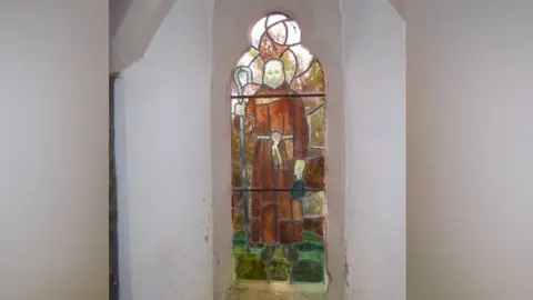 Basher Eyre/Geograph St Madoc of Ferns, Haroldston West: stained glass window