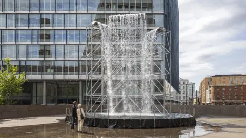 Olafur Eliasson Olafur Eliasson exhibition at Tate Modern