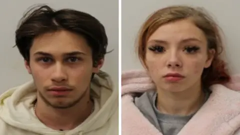 Mugshots of Bradley Harris and Summer betts Ramsey. Harris has long dark hair and is wearing a white hoodie. Betts Ramsey is wearing a pink dressing gown and has long dark eye lashes. Both are looking directly at the lense