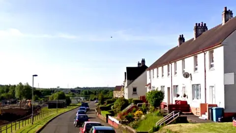 Shots were fired in Marnoch Drive in the Glenboig area of Coatbridge