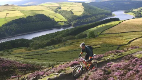 Getty Images/jonpic Peak District