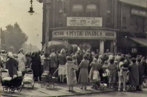 Hyde Park Picture House Hyde Park Picture House in 1959