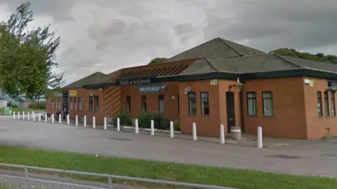 Google Duke of St Albans pub