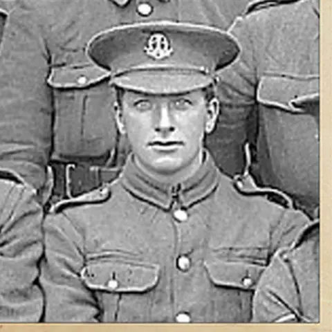 footballandthefirstworldwar.org Tommy Barber