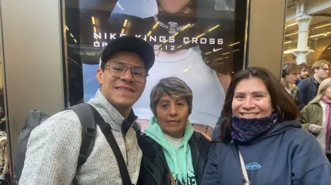 Monserrat Hernandes, her brother John Paul and mother Olga  in London St Pancras International