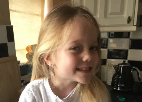 Lynnette Wallace Lynnette Wallace's daughter Charna