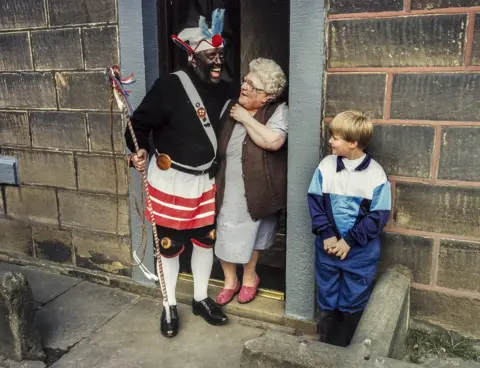 Andrew Robinson Brittania Coconut Dancers, Bacup