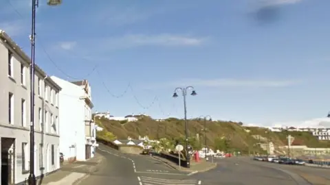 Google Douglas Promenade leading to Summerhill Road