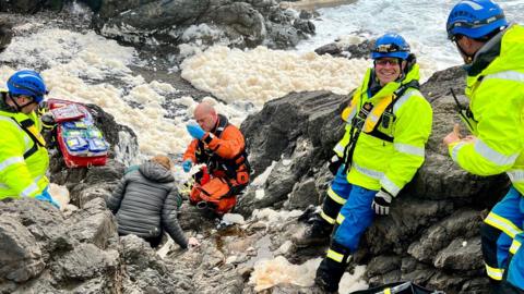 Porthoustock Coastguard Rescue Team help with a rescue in Cornwall