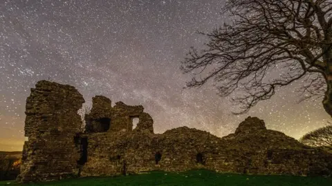 Ben Bush Photography Starry sky above Pendragon Castle in Mallerstang