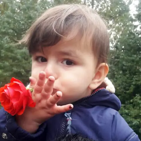 Family handout Artin Iranejad