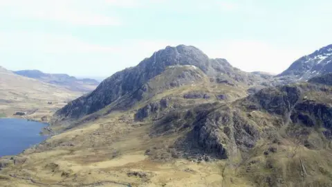 Richard Hughes Tryfan