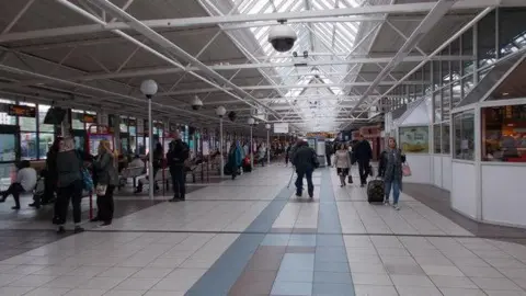 Betty Longbottom/Geograph Interior of Leeds Bus Station