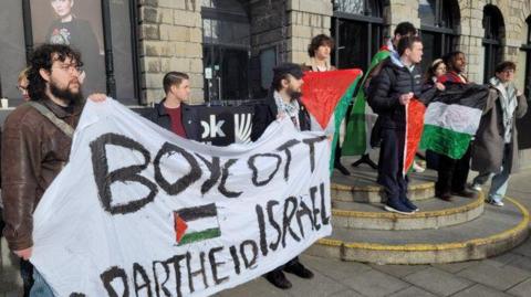 Dublin hustlas protestin over war up in Gaza