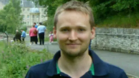 Sebastian Bond, le fondateur de Tattle Life.