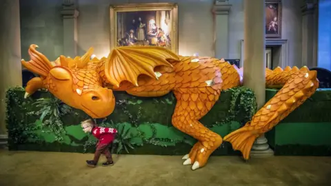 PA Media Chatsworth display