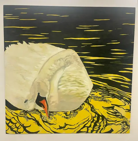 Lola Pilkington  swan painting