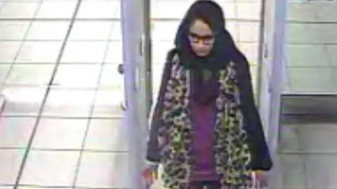 Met Police CCTV of Shamima Begum at Gatwick Airport in February 2015