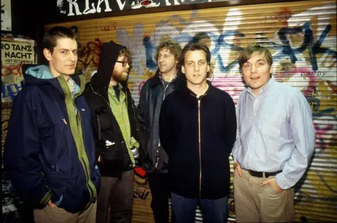 Getty Images Pavement in Germany, 1997 (L-R): Stephen Malkmus, Steve West, Bob Nastanovich, Scott Kannberg and Mark Ibold