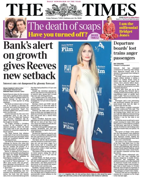 Halaman depan Times With Headline: Bank's Alert on Growth memberi Reeves Kemunduran baru