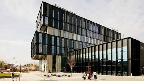 Will Scott Spark/spark building