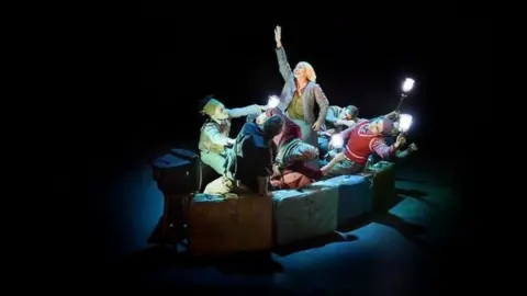 Richard Haughton Gecko performance of Kin