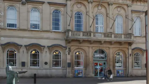 Loughborough Town Hall
