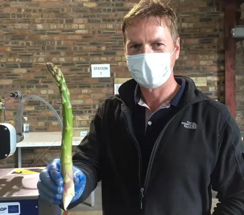 Lunan Bay Farm Neil McEwan