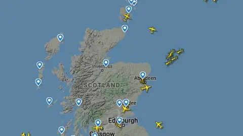 Flightradar24.com flights over Scotland