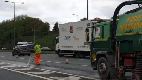 @WYP_TrafficDave Cleaning of the carriageway