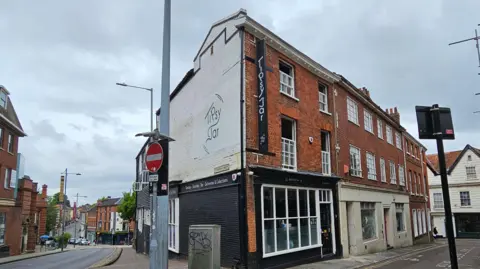 Paul Moseley/BBC TipsyJar cocktail bar