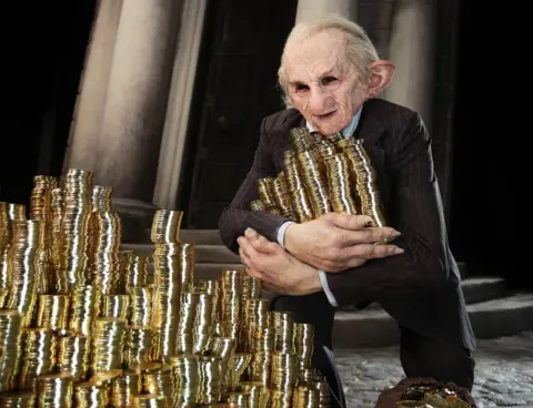 Warner Bros Gringotts Wizarding Bank