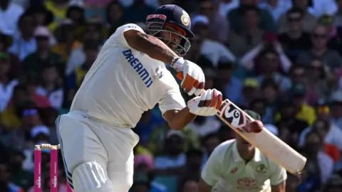 Rishabh Pant hits out at Sydney