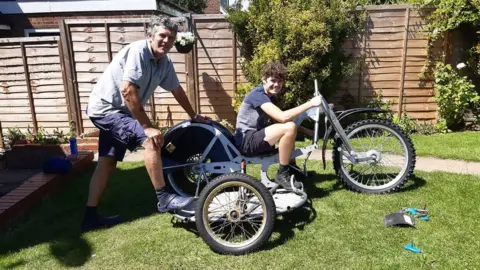 NORRIS FAMILY Sam Norris