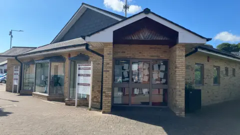 Lampeter library