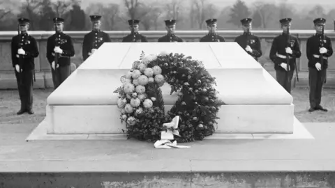 Wreath at the Tomb of the Unknown Soldier, c1922